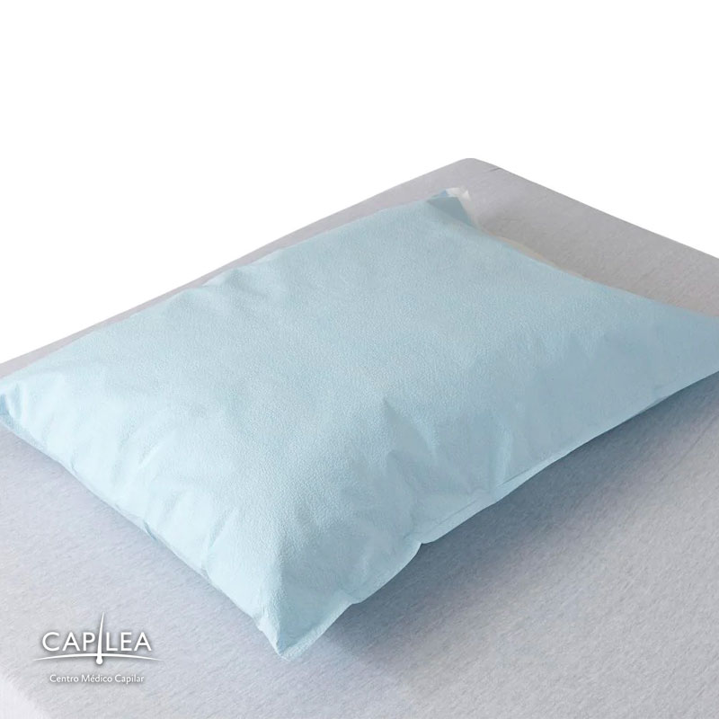 Las almohadas desechables son un excelente recurso para dormir después de un injerto capilar. 